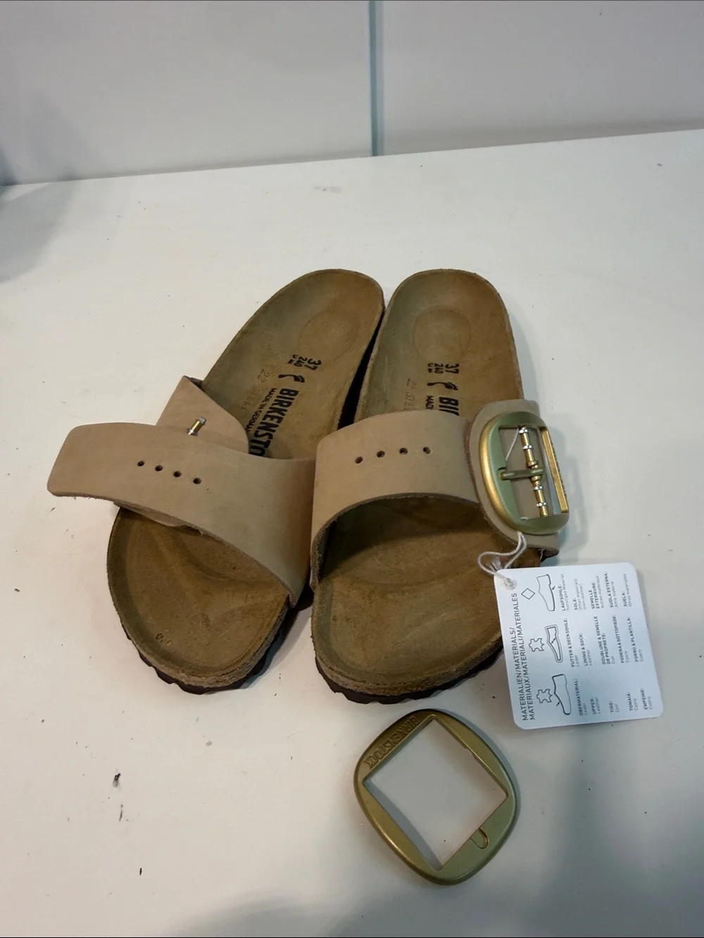 Birkenstock Arizona Slide Sandal - Beige Suede with Gold Buckle women’s 6